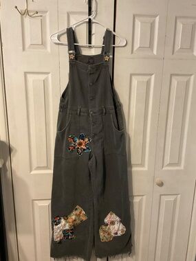 Women's Upcycled Flower Patchwork & Buttons Denim Overalls - Size Women's Medium